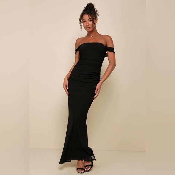 LULU’S AMAZING PRESENCE MESH RUCHED COLUMN MAXI DRESS